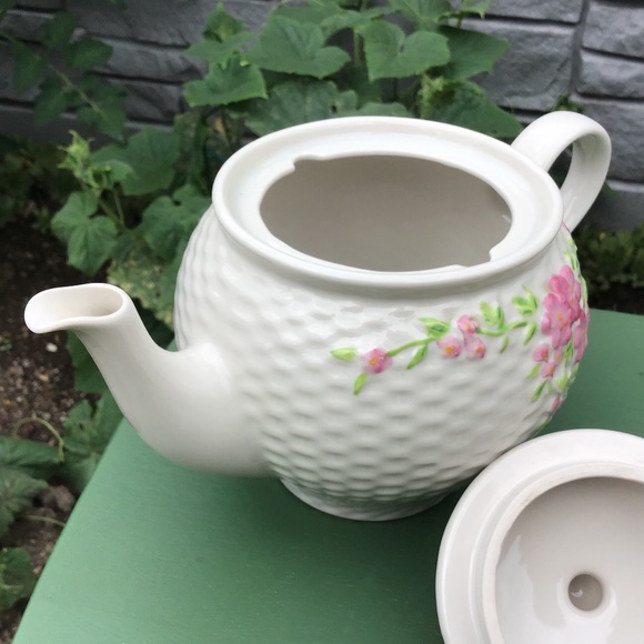 Vintage 1985 Teleflora Teapot Basketweave Flowers EUC - Picture 12 of 13